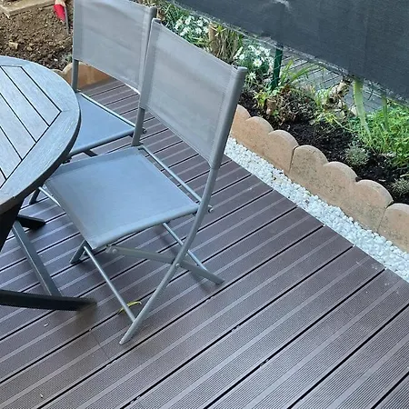 Luxury One Bedroom With Garden *