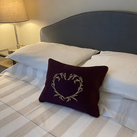 Luxury One Bedroom With Garden *